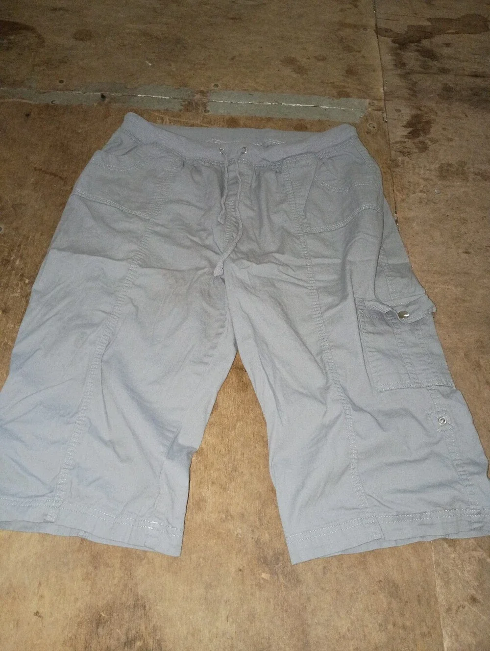 Hastings & Smith Roll Tab Hem Twill Cargo Capris Size 14